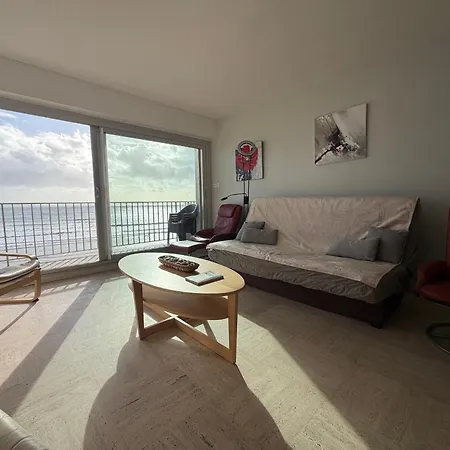 T3 Confortable Avec Balcon Et Vue Mer, Apartamento